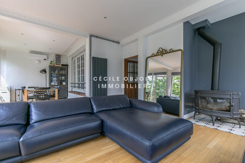 Maison - 224 m² - 10 pièces