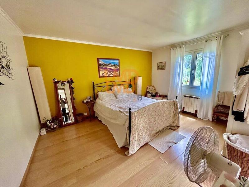 Maison - 146 m² - 6 pièces