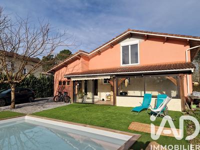 Maison - 125 m² - 5 pièces