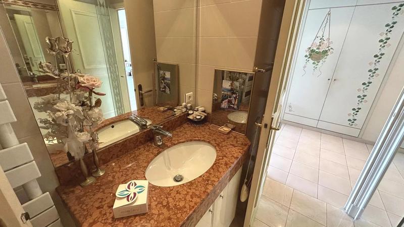 Appartement - 78 m² - 3 pièces