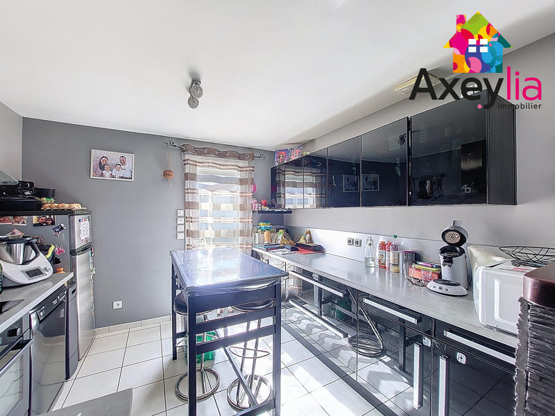 Maison - 102 m² - 6 pièces