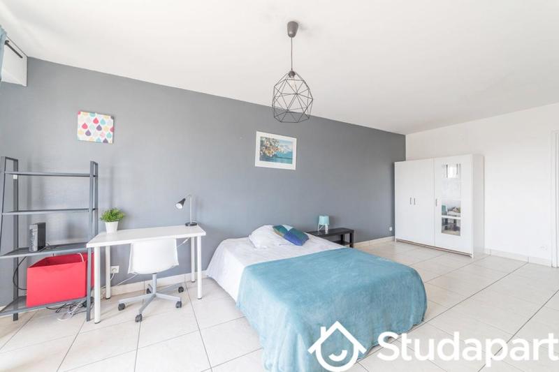 Chambre - 15 m² - 1 pièce