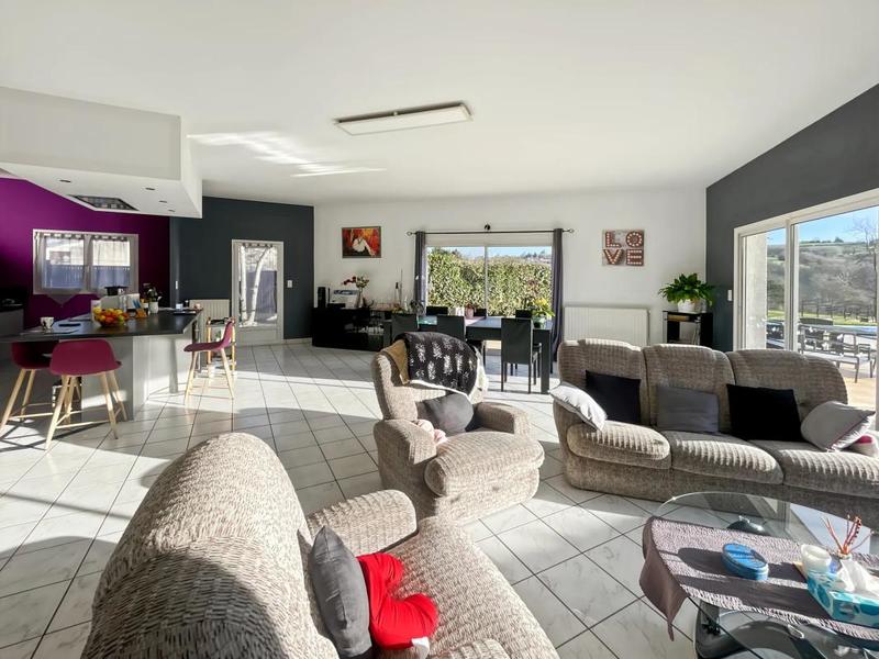 Villa - 167 m² - 5 pièces