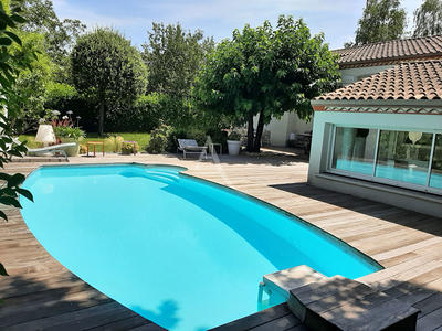 Maison - 259 m² - 8 pièces