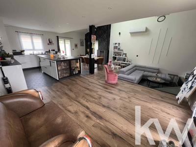 Maison - 142 m² - 5 pièces
