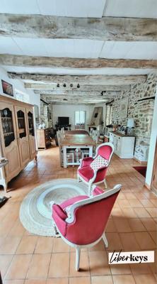 Propriété - 300 m² - 12 pièces