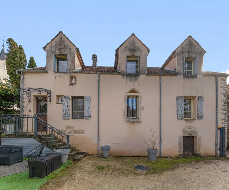 Maison ancienne - 138 m² - 5 pièces