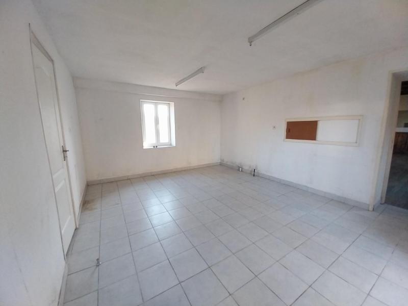 Immeuble - 174 m² - 6 pièces