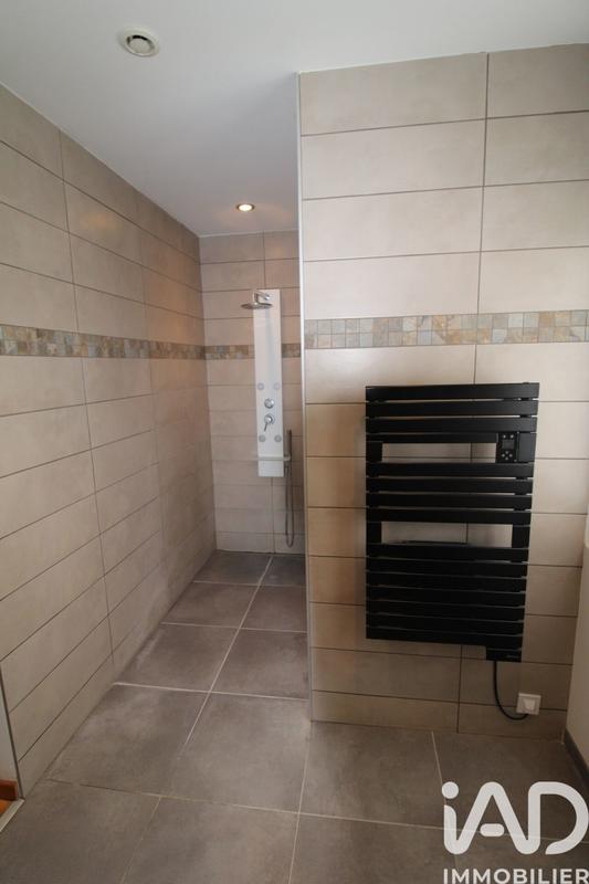 Maison - 180 m² - 7 pièces