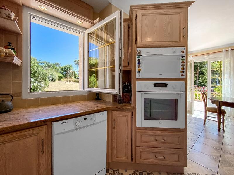 Maison - 224 m² - 9 pièces