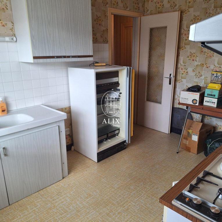 Maison - 150 m² - 8 pièces