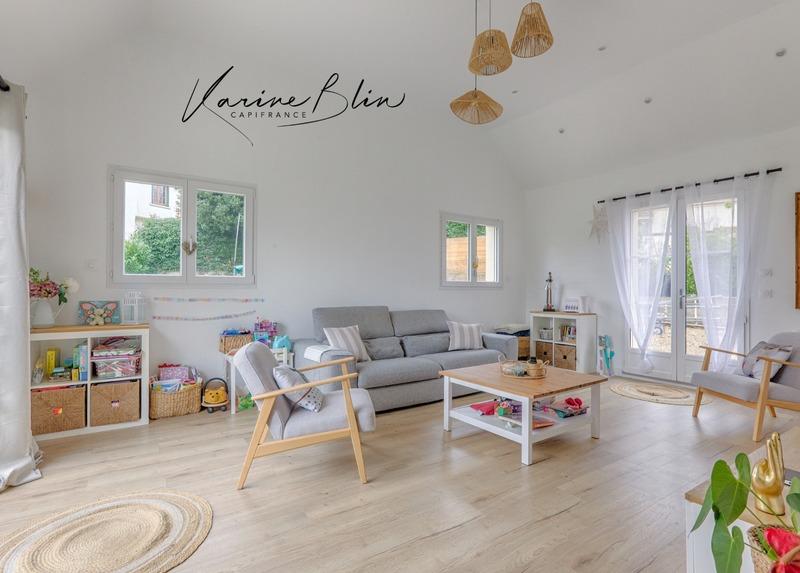 Maison - 148 m² - 8 pièces