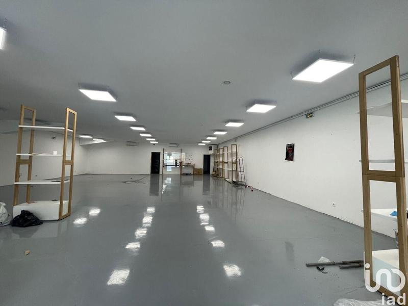 Local commercial - 292 m²