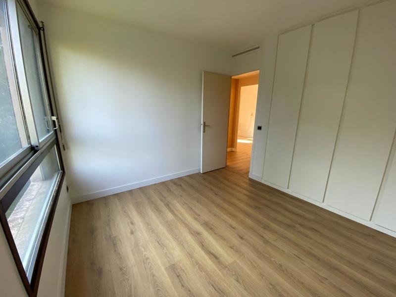 Maison - 315 m² - 10 pièces