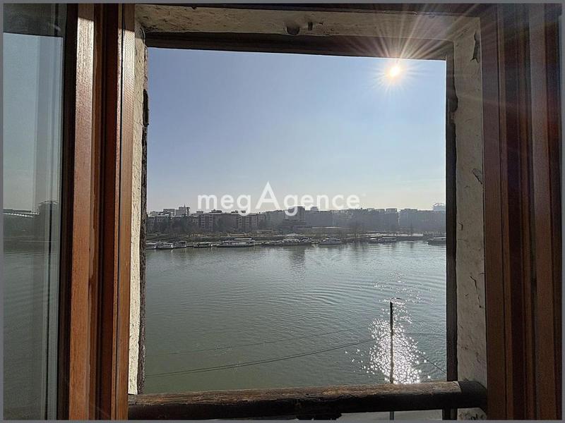 Appartement - 137 m² - 3 pièces