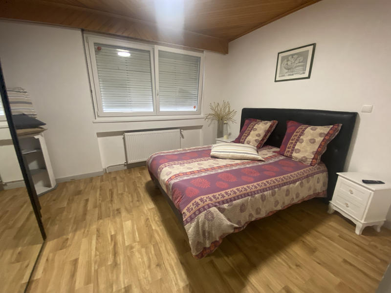 Propriété - 210 m² - 11 pièces