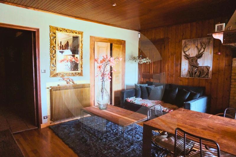 Maison - 265 m² - 15 pièces