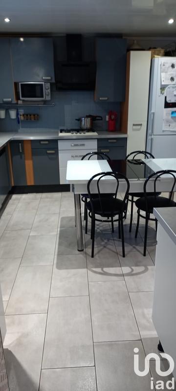 Maison - 140 m² - 5 pièces