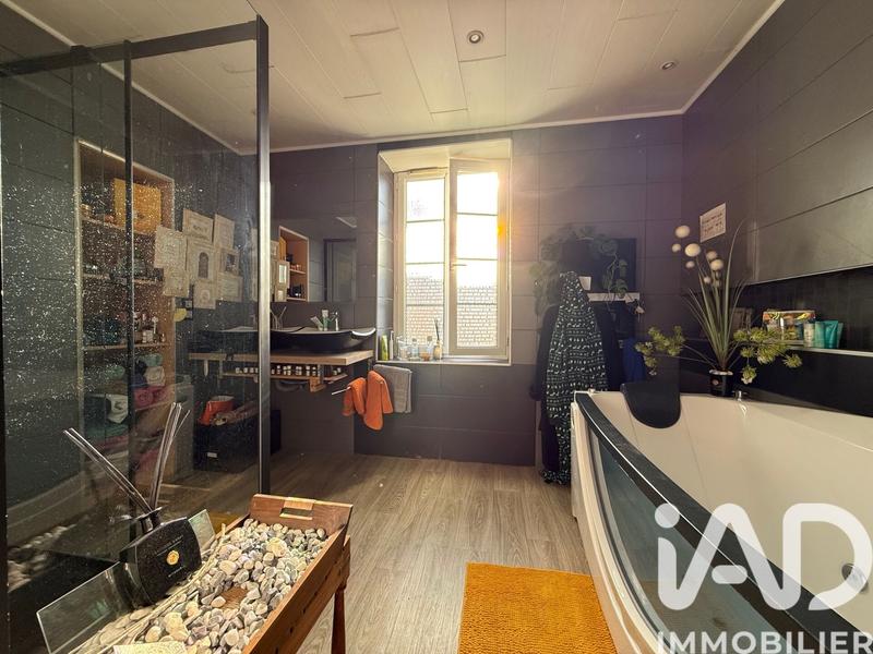Appartement - 80 m² - 3 pièces