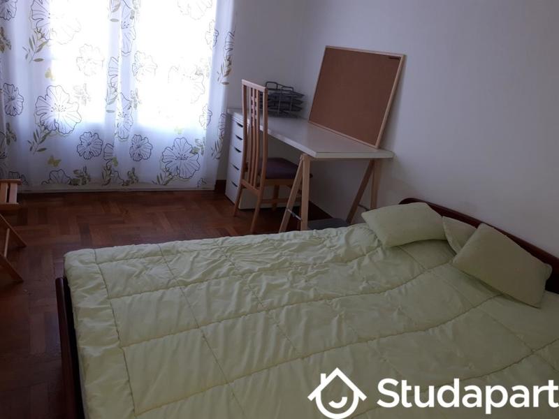 Chambre - 12 m² - 1 pièce