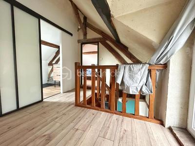 Maison - 82 m² - 6 pièces