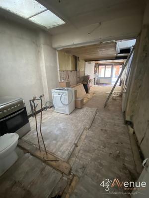 Immeuble - 76 m² - 4 pièces