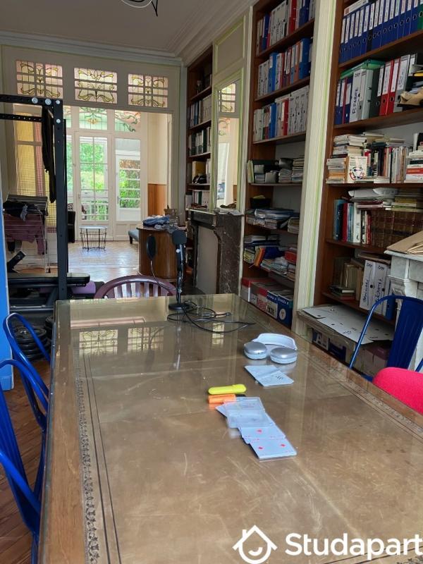 Chambre - 14 m² - 1 pièce