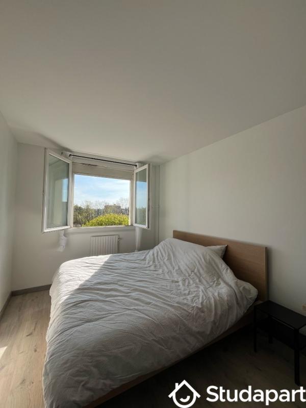 Chambre - 15 m² - 1 pièce