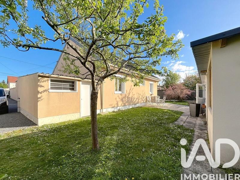 Maison - 107 m² - 5 pièces