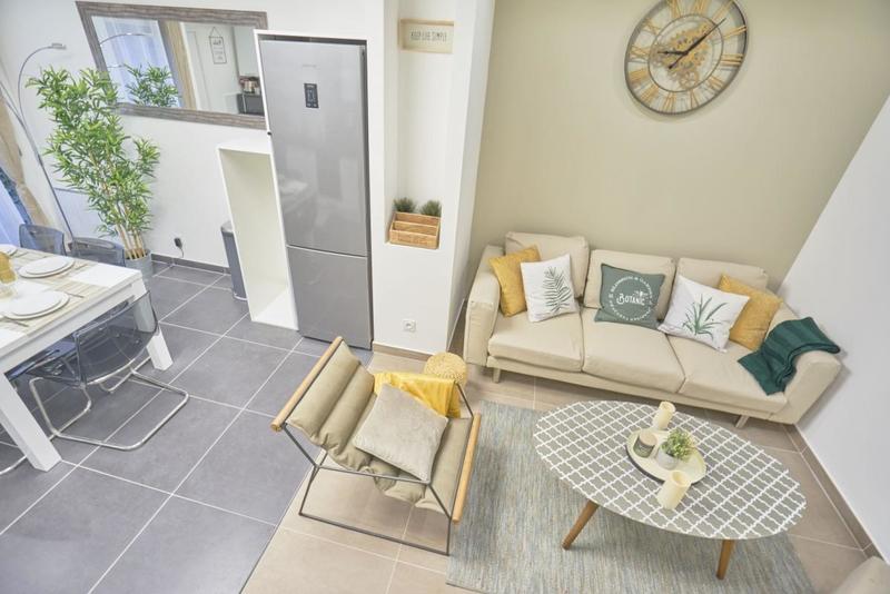 Maison - 104 m² - 7 pièces