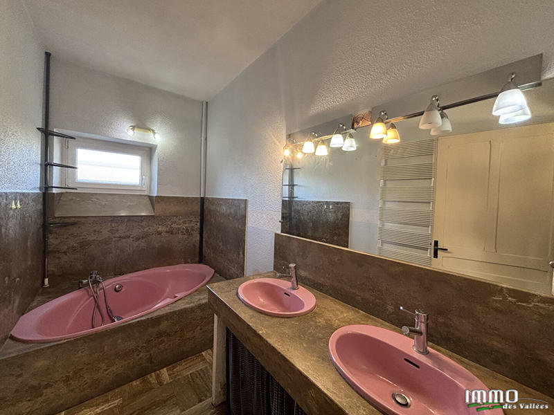 Appartement - 87 m² - 3 pièces