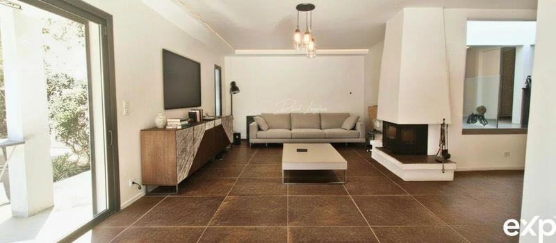 Villa - 181 m² - 5 pièces