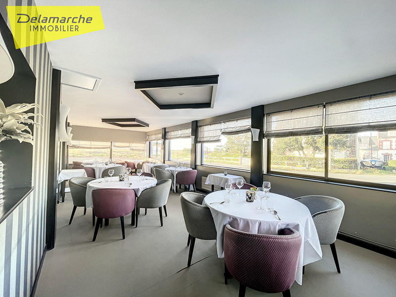 Maison - 265 m² - 9 pièces