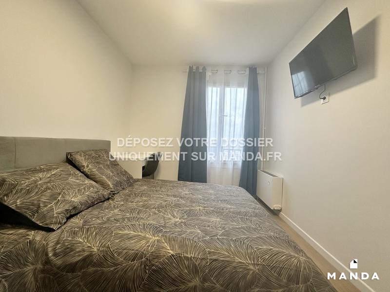 Chambre - 9 m² - 5 pièces