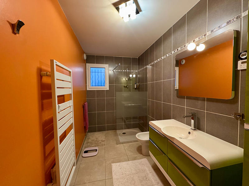 Appartement - 105 m² - 4 pièces