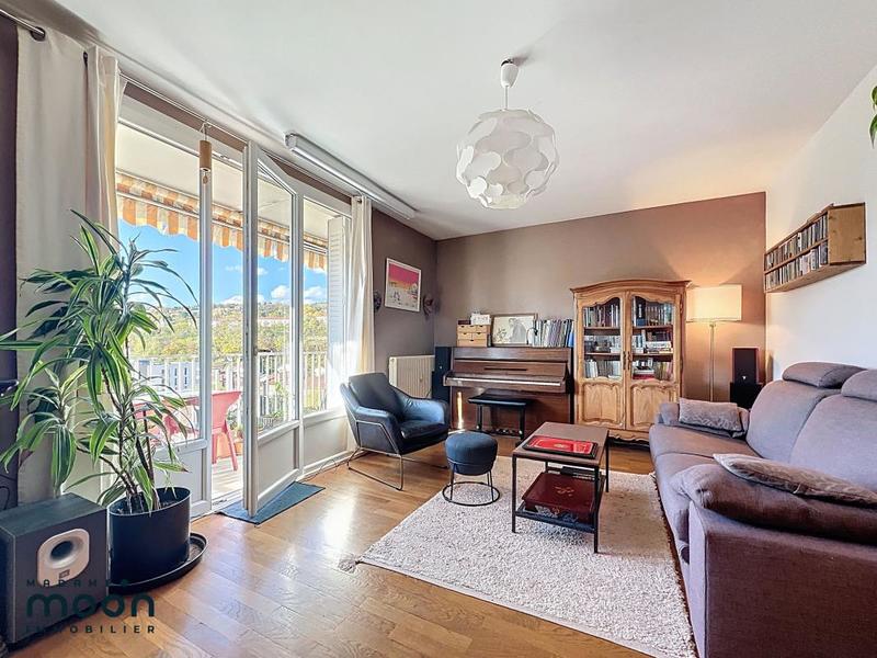 Appartement - 76 m² - 3 pièces