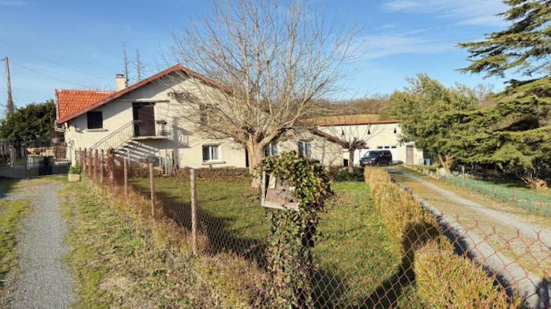 Propriété - 300 m² - 9 pièces