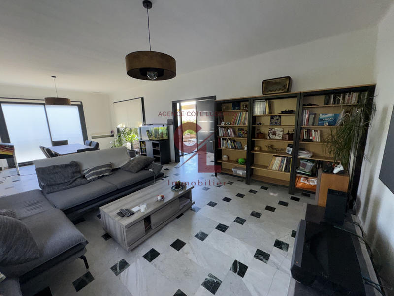 Maison - 328 m² - 9 pièces