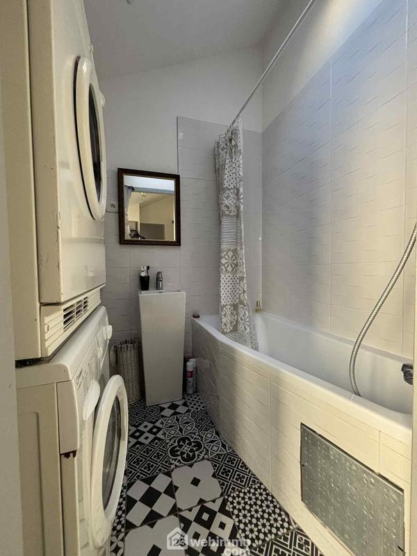 Maison de ville - 76 m² - 3 pièces