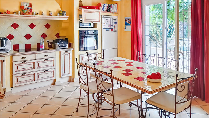 Villa - 180 m² - 6 pièces