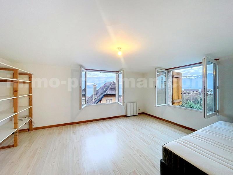 Maison - 196 m² - 7 pièces