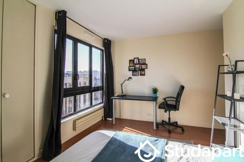 Chambre - 11 m² - 1 pièce