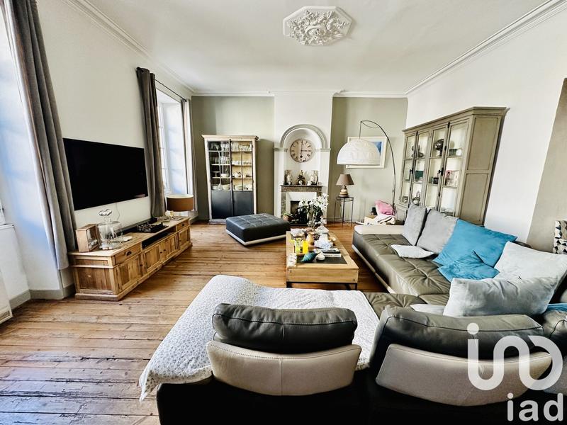 Maison - 262 m² - 7 pièces