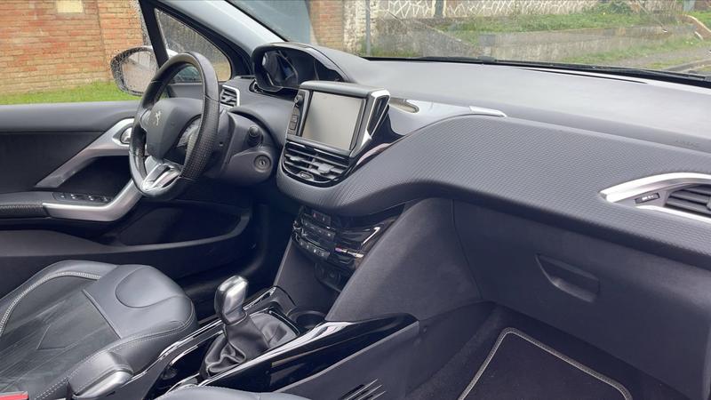 Peugeot 2008 1.5 Bluehdi 100 Crossway - Première main