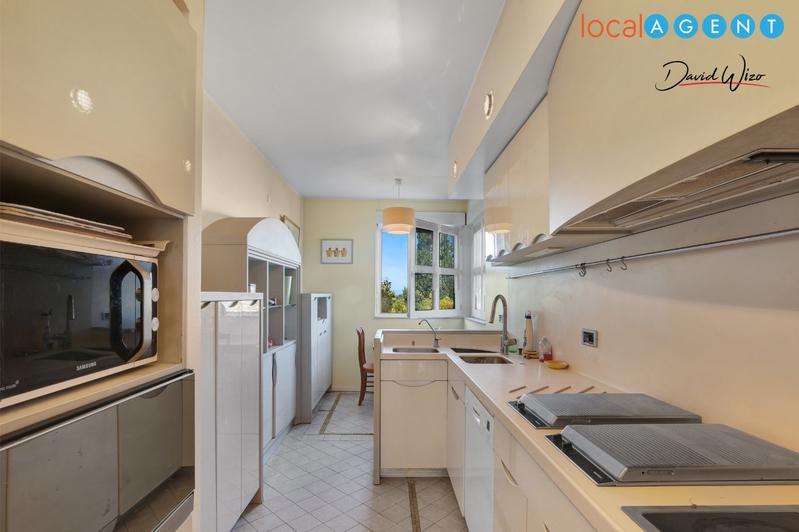 Appartement - 134 m² - 5 pièces