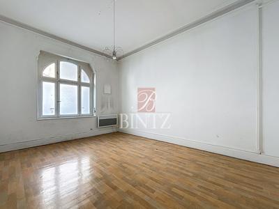 Local commercial - 48 m² - 2 pièces