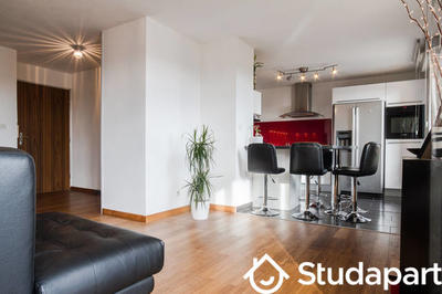 Appartement - 97 m² - 3 pièces