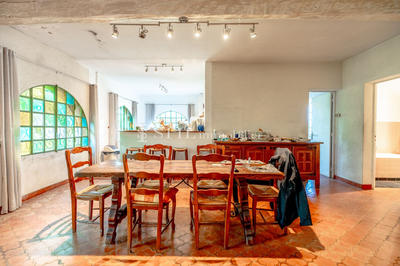 Villa - 240 m² - 10 pièces