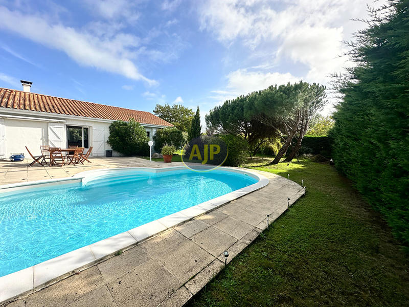 Maison - 165 m² - 6 pièces