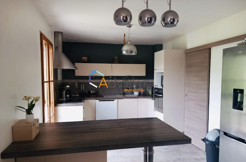 Maison - 107 m² - 5 pièces